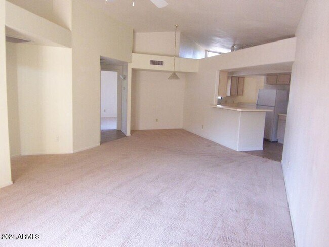 Foto del edificio - 1800 W Elliot Rd