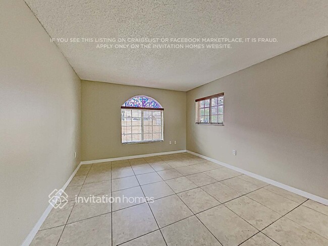 Foto del edificio - 3673 SW 153rd Pl