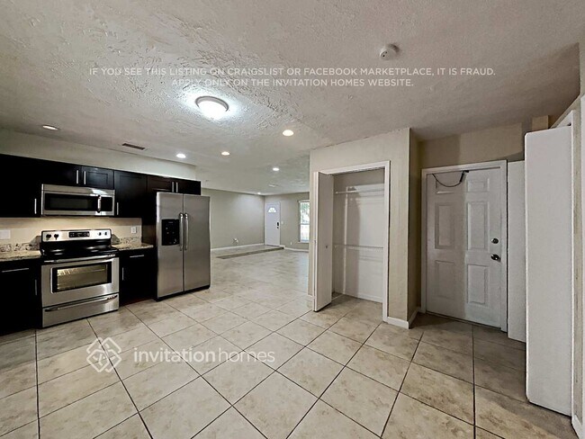 Foto del edificio - 4913 McKinley St