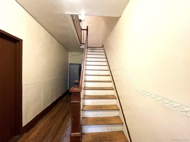 Foto del edificio - 513 Park Pl