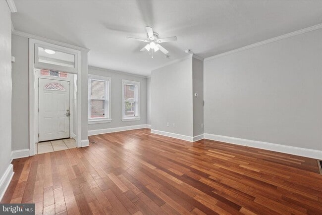 Building Photo - 158 Green Ln