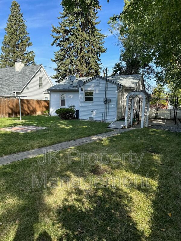 Building Photo - 3512 4th Ave N