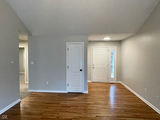 Foto del edificio - 10521 Cornell Ave