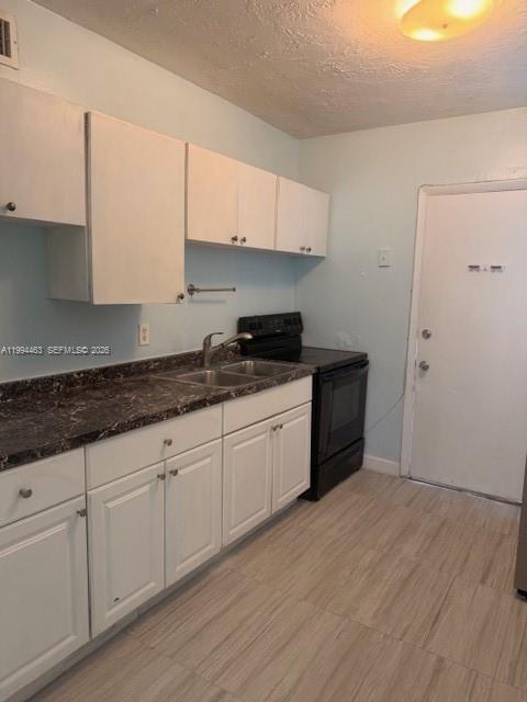 Foto del edificio - 5693 Fletcher St