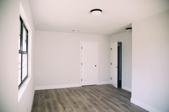 Foto del edificio - 8510 Western Dr