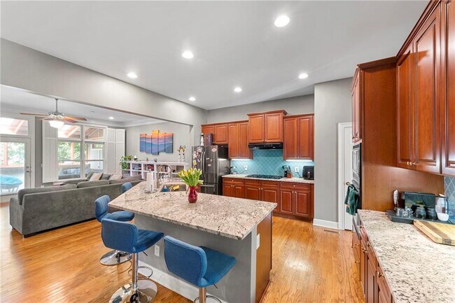 Foto del edificio - 1446 Wembley Ct NE