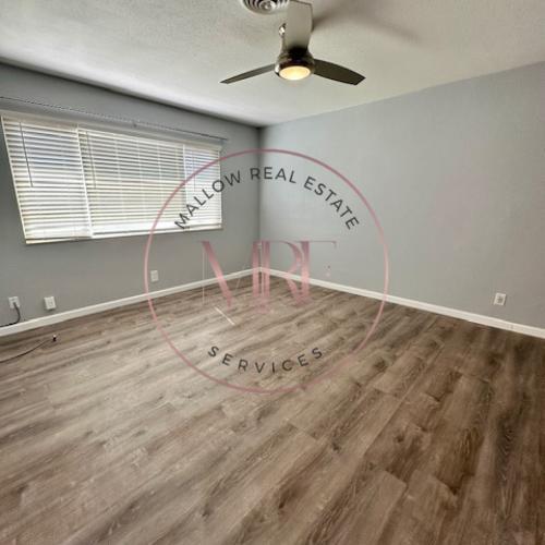 Building Photo - 1227 Casita Dr