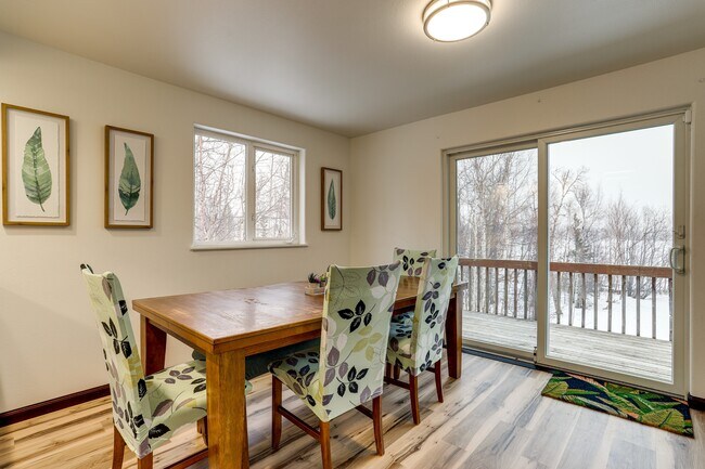 Building Photo - 4624 E Birch Dr