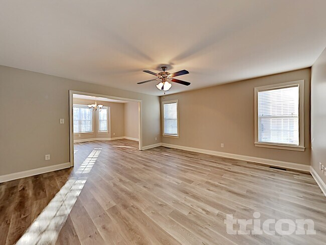 Foto del edificio - 1322 Sasswood Ln
