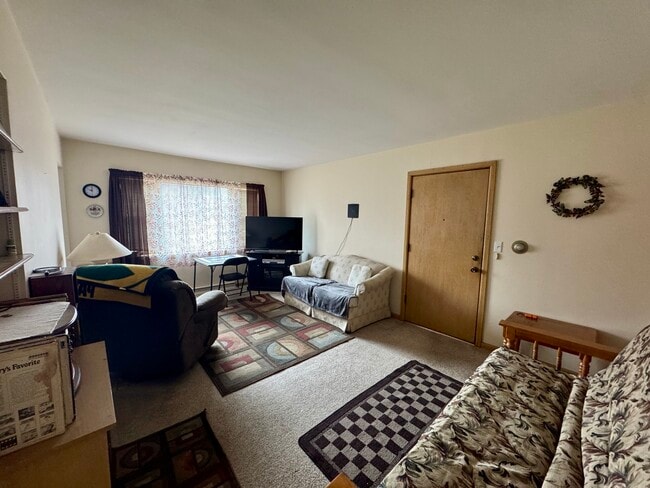 Sala de estar - 5224 W Forest Home Ave