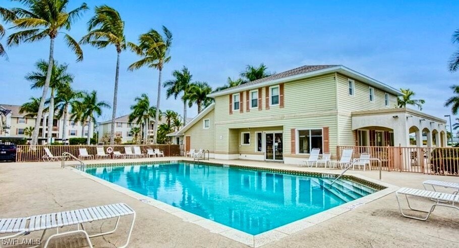 Foto principal - 1769 Four Mile Cove Pkwy