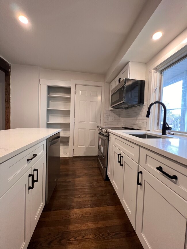 All new stainless steel appliances/fixtures - 58 Douglass St
