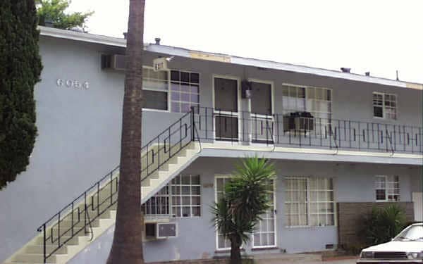 Building Photo - 6054 Farmdale Ave