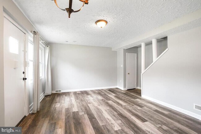 Foto del edificio - 8114 Allendale Dr