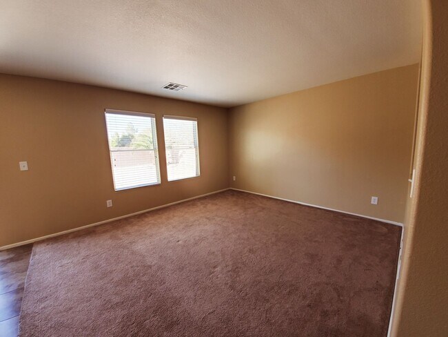 Foto del edificio - ACCEPTS SECTION 8 - BEAUTIFUL MUST SEE 3BD/2BA IN SOUTHWEST