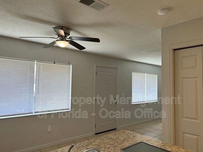 Foto del edificio - 11627 SE 57th Ct