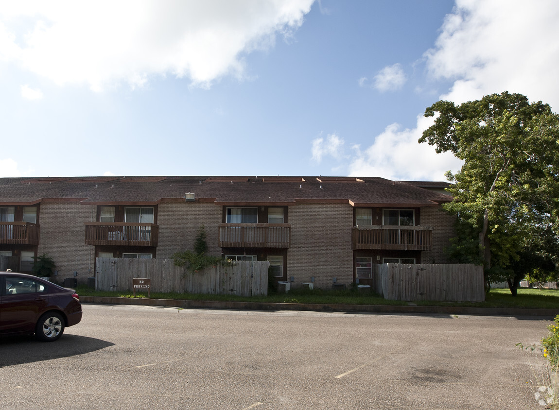 Building Photo - Coastal Haven