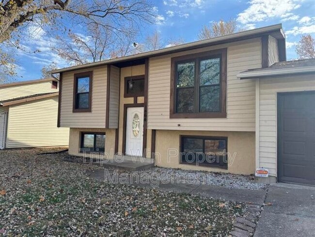 Building Photo - 1464 Monopoly Dr