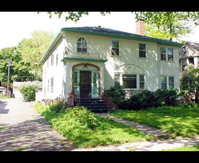 Building Photo - 1471 Portland Ave