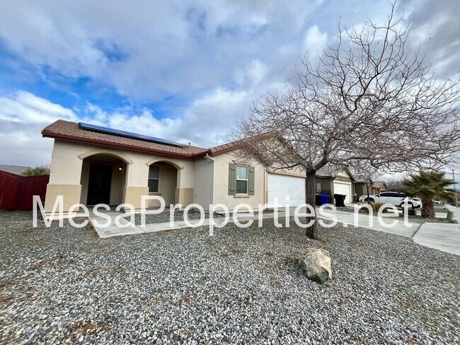 Foto del edificio - 16572 Don Quijote Ln