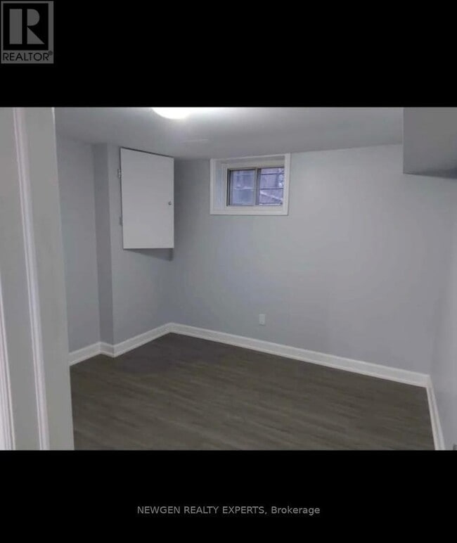 Building Photo - 41 Aloma Crescent