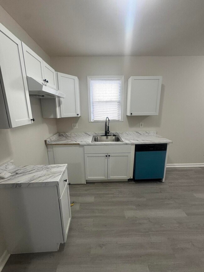 Foto del edificio - 15827 Tracey St