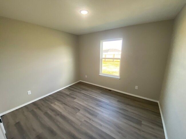 Building Photo - Brand New Home!!
