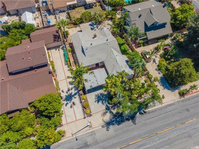 Foto del edificio - 1114 N Bonnie Cove Ave