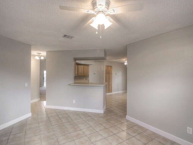 Foto del edificio - 13230 Boulder Woods Cir