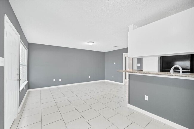 Foto del edificio - 6519 Sloan St