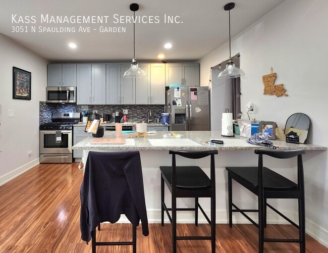 Photo - 3051 N Spaulding Ave Apartment