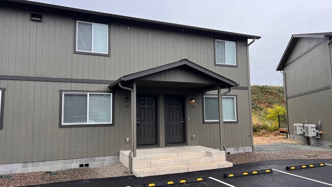 Foto del edificio - Cozy Townhome for Rent