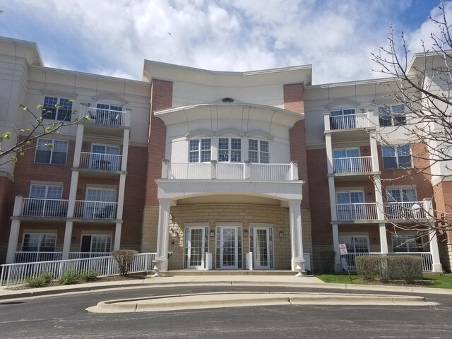 Primary Photo - 701 W Rand Rd