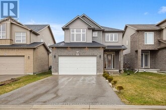 Building Photo - 1707 Aukett Dr