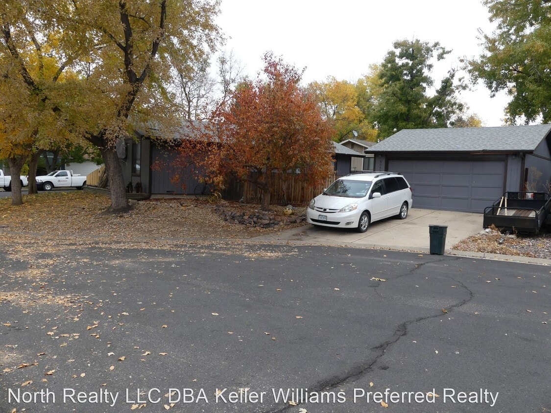 Primary Photo - 2 br, 1 bath House - 6642 W. 96th Ave.
