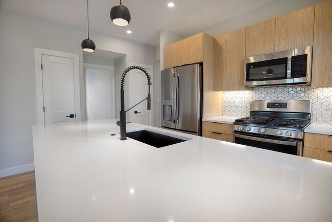 Foto del edificio - 7 Wenham St