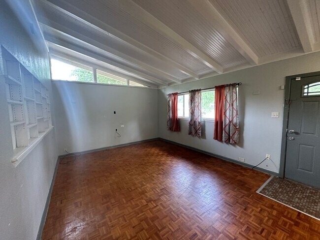 Foto del edificio - Spacious Southern Hills Home