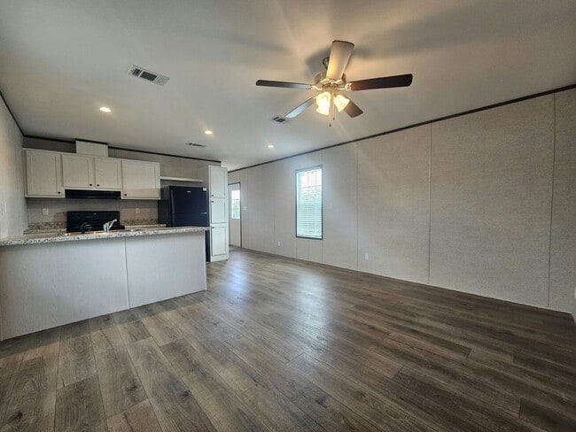 Foto del edificio - 1014 Myakka Dr