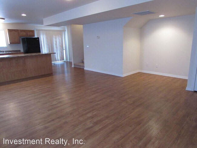 Building Photo - 105 Andrews Dr
