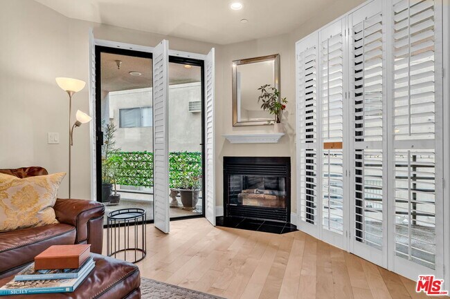 Building Photo - 12000 Goshen Ave