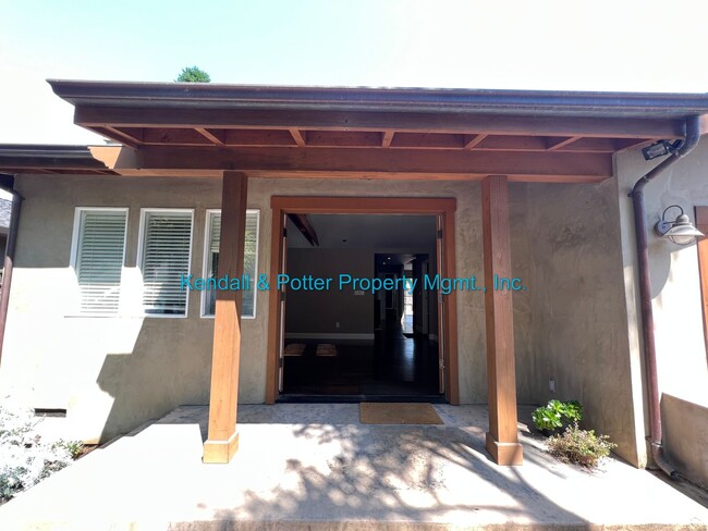 Building Photo - Live the Rio Del Mar Lifestyle -  2BR, 1BA...