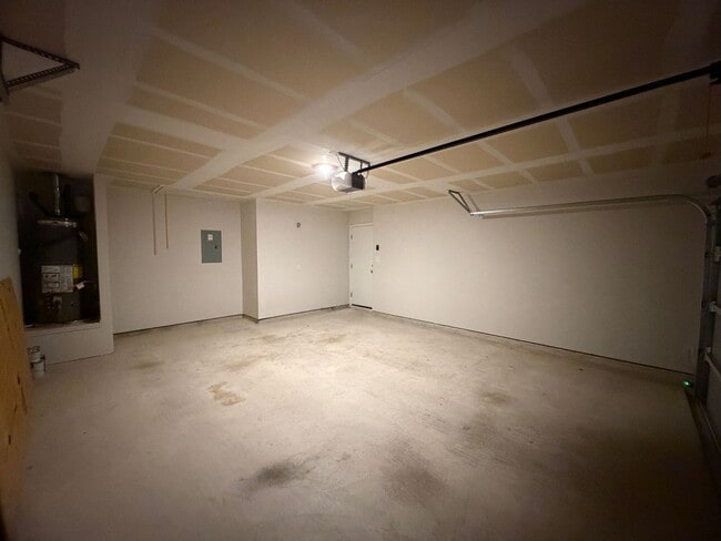 Building Photo - 4042 Bay Leaf Lp