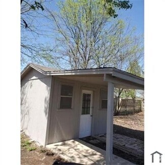 Building Photo - 2045 Laney Dr