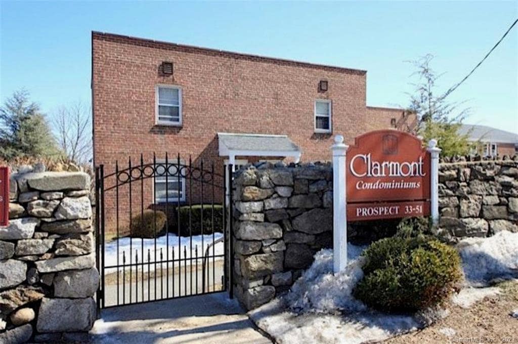 43 Prospect St Unit 2A, Norwalk, CT 06850 Condo for Rent in Norwalk