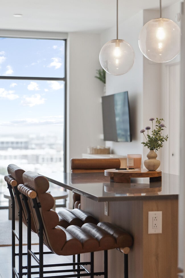 Photo - 1212 Demonbreun St Apartment