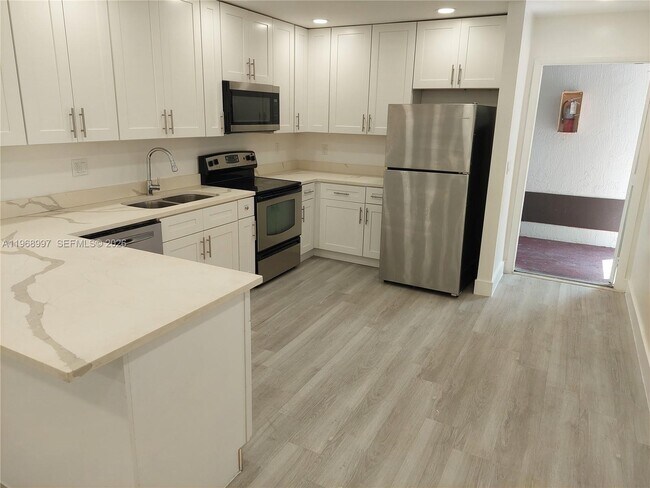 Foto del edificio - 2319 Johnson St