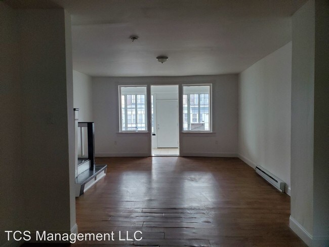 Building Photo - 3 br, 1.5 bath House - 1031 South 55th Street