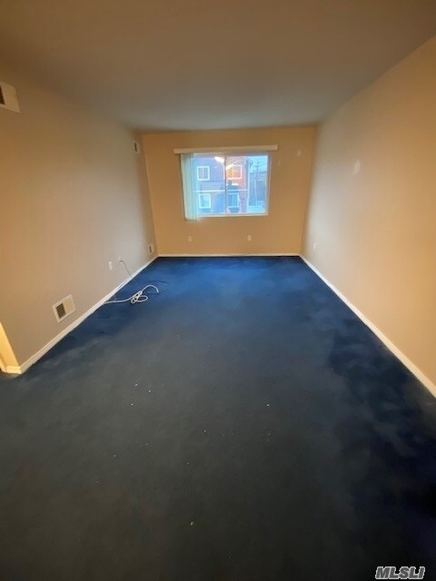Foto del edificio - 318 Beach 37th St
