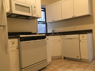 Foto principal - 209 W 108th St