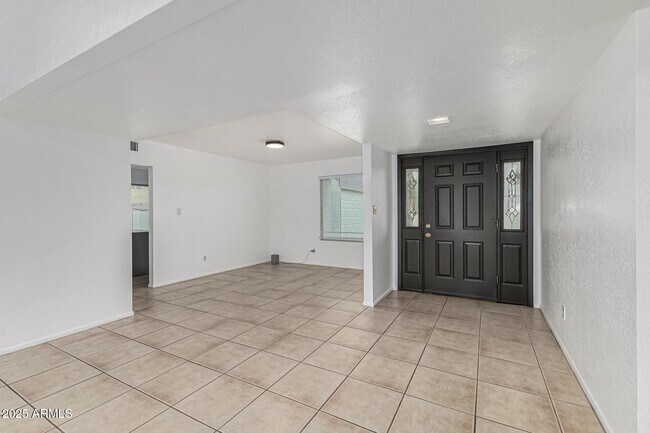 Foto del edificio - 16216 N 33rd Dr